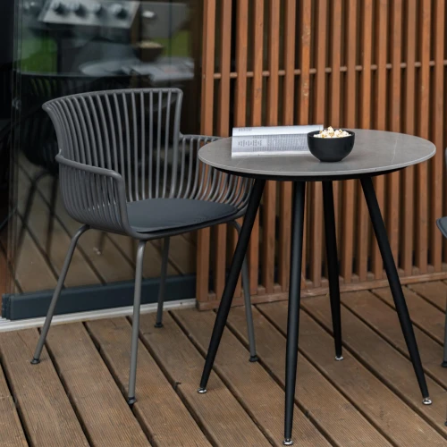 damento-stolik-ogrodowy-stol-do-salonu-na-taras-patio-szary-metalowe-czarne-nogi-70-melody-krzeslo-ogrodowe-na-taras-na-balkon-krzeslo-z-poduszka-metalowe-nogi-dakota.jpg