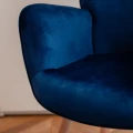 damento-fotel-uszak-skandynawski-do-salonu-z-guzikami-granat-cozy.jpg