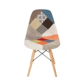 krzeslo-p-a-patchwork-kolorowe-nogi-jasne-drewniane.jpg